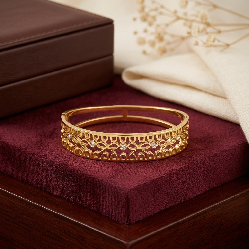 The Aurelia Filigree Bangle