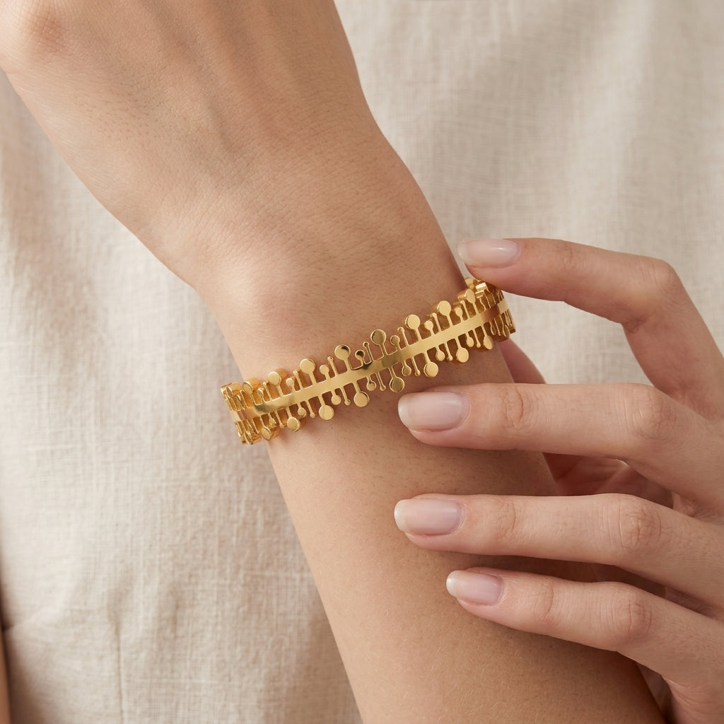 Coronet Textured Bangle